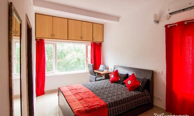 Indiranagar Hostel | Luxury Apartment in Indiranagar