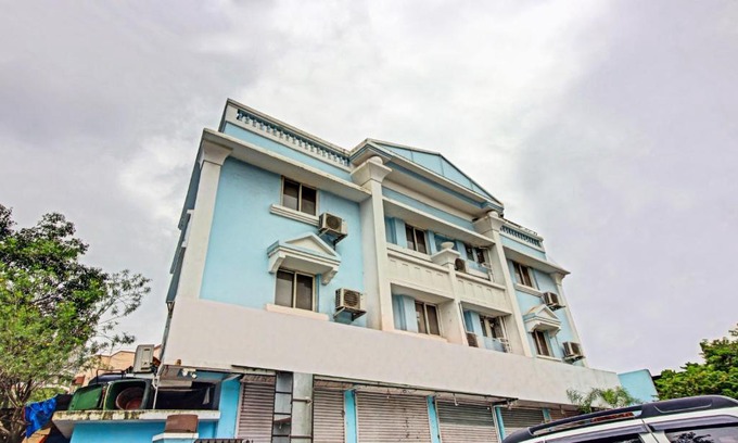 Santacruz East Hostel | Meadow Inn