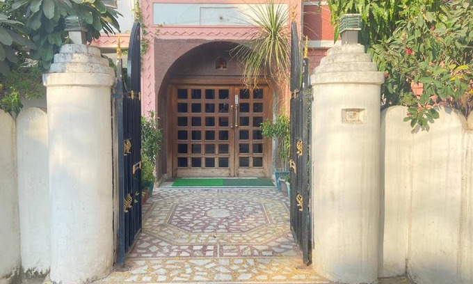 Sindhi Camp House | Motel ∙ 8 guests