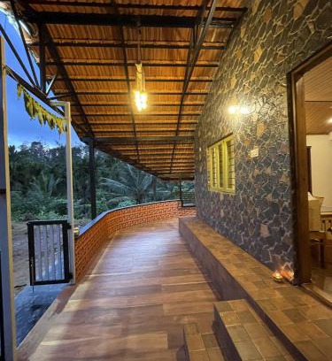 Virarajendrapet Villa | Naad Alaya Estate Stay