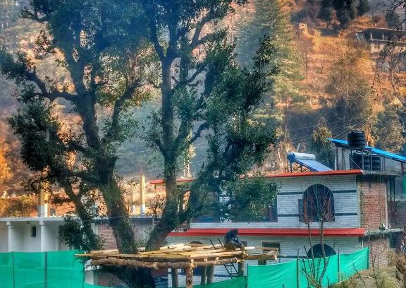 Banjar House | NotOnMap- Serolsar Lake Homestay