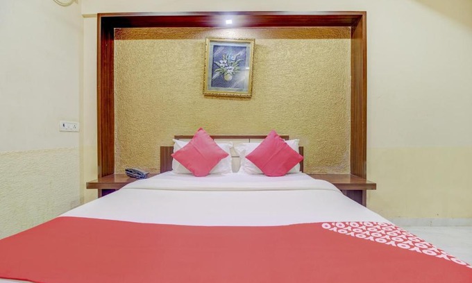 Navi Mumbai Hotel | OYO 75839 Hotel Rex Plaza