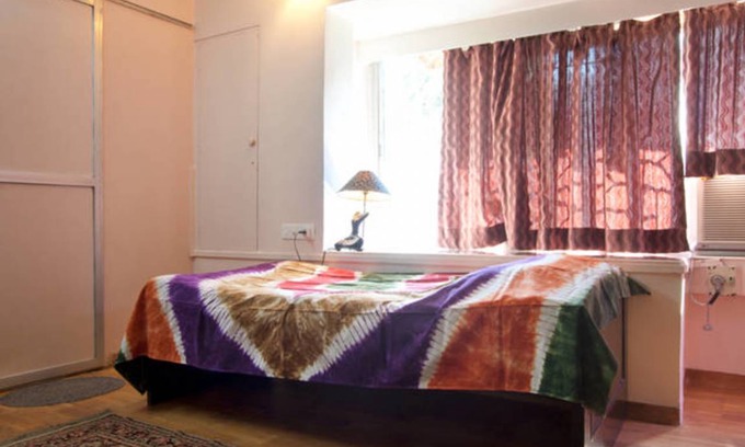 Goregaon East Resort | Private room ∙ 1 guest