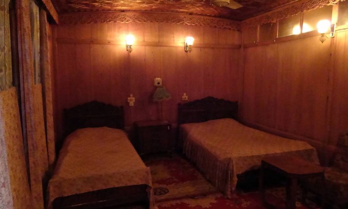 Brein Cabin | Private room ∙ 3 guests