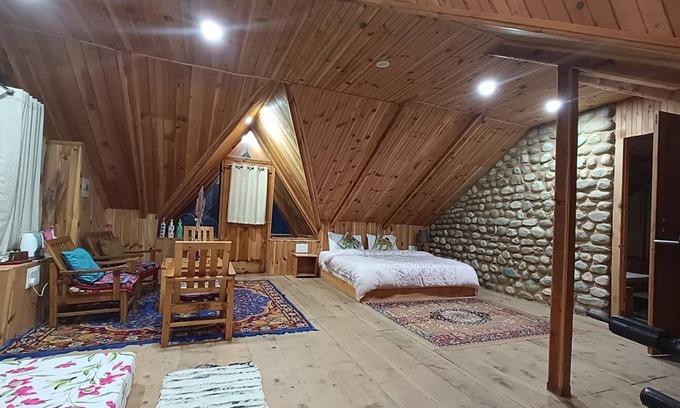Banjar Resort | Private room ∙ 4 guests