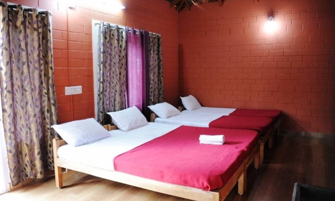 Hoskeri Resort | Private room ∙ 5 guests