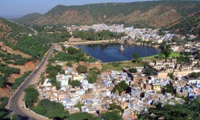 Bundi Resort | Private room ∙ 3 guests