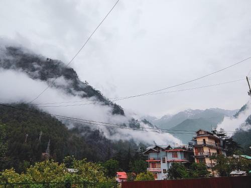 Kullu Hostel | Sōl Haus