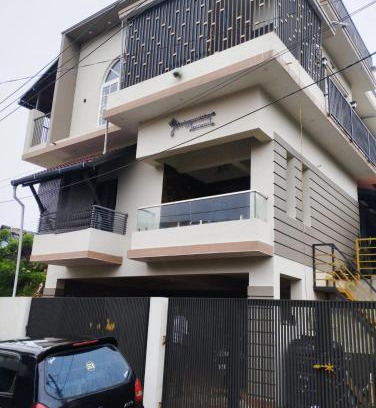 Stuart Hill House | Shriyaamvitha Homestays