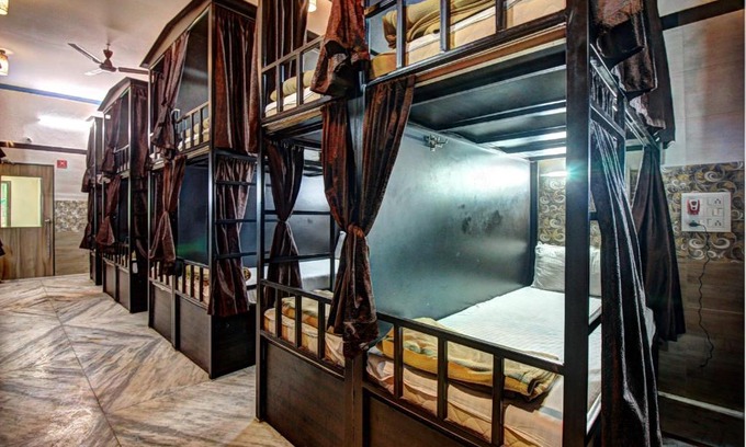 Marol Hostel | Sunshine Backpackers, Airport