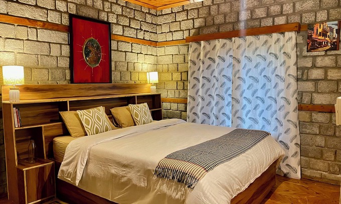 Manali House | The OakHurst