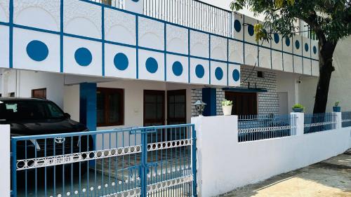 Bhopal Hostel | The Spring Leaves