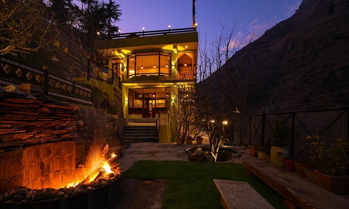 Manali Hostel | Zostel Dobhi