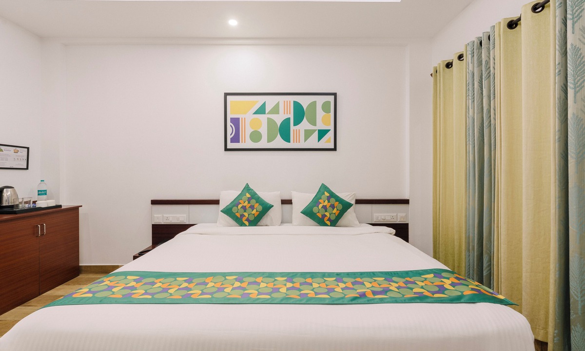 Devikolam House | Treebo Wanderlust Residency With Mountain View
