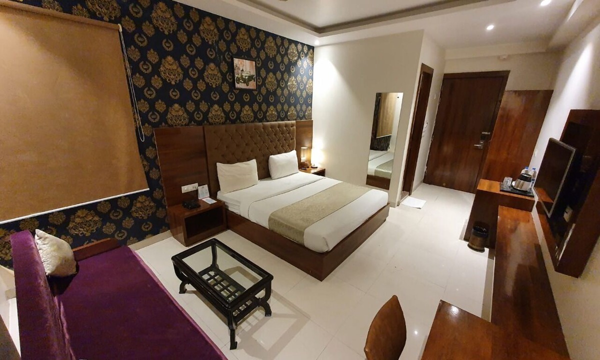 Mahipalpur Hotel | The Vegas By De Pavilion, Delhi Airport