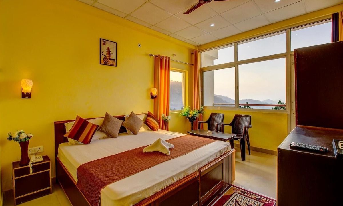 Lansdowne Hotel | Hotel Himalayan View