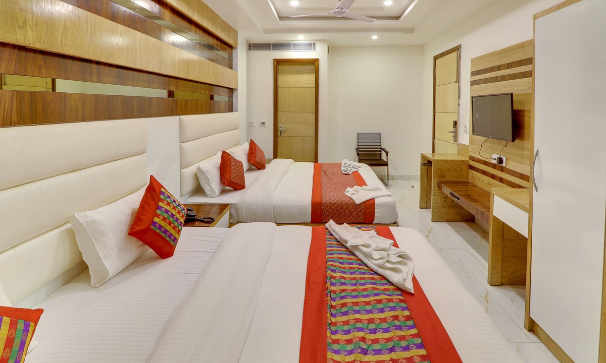 Paharganj Hotel | Hotel York Legacy