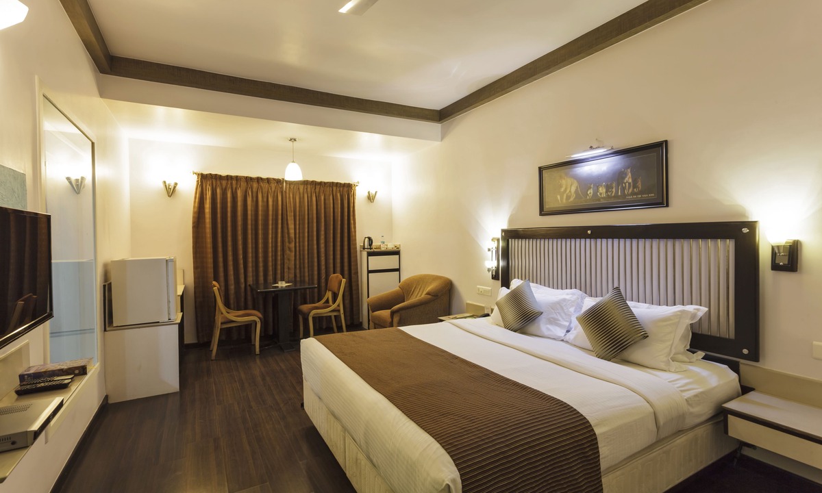 Kolhapur Hotel | Hotel Vrishali Executive Kolhapur