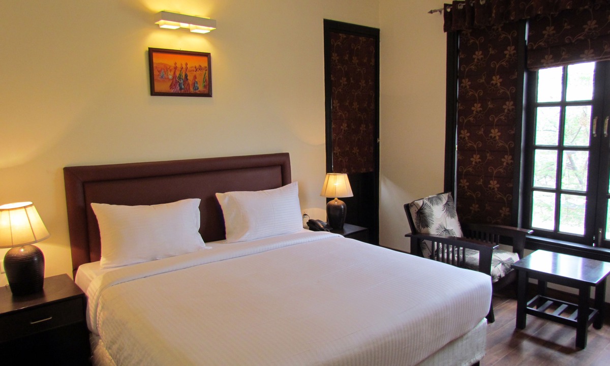 DLF Phase 3 Hotel | Hotel La Residence