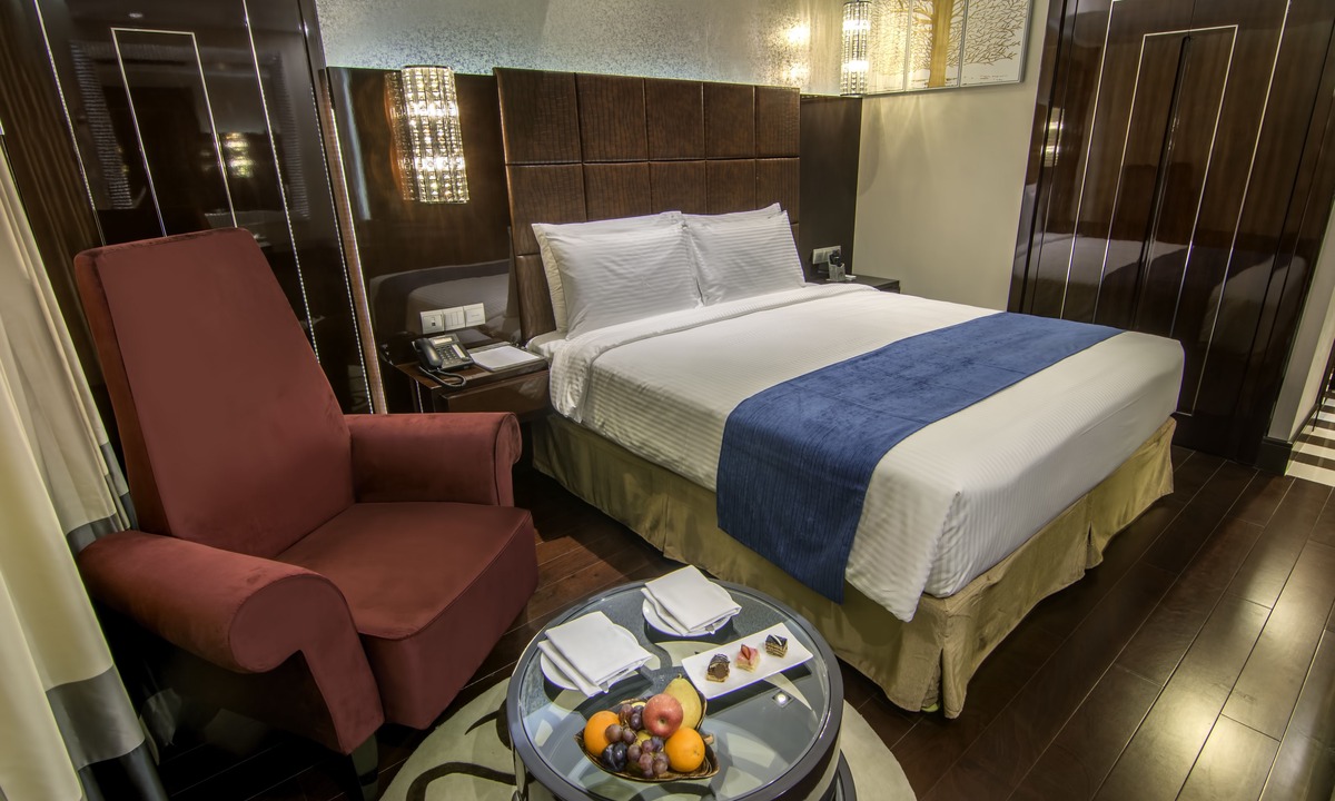 Banani Hotel | The Raintree Dhaka