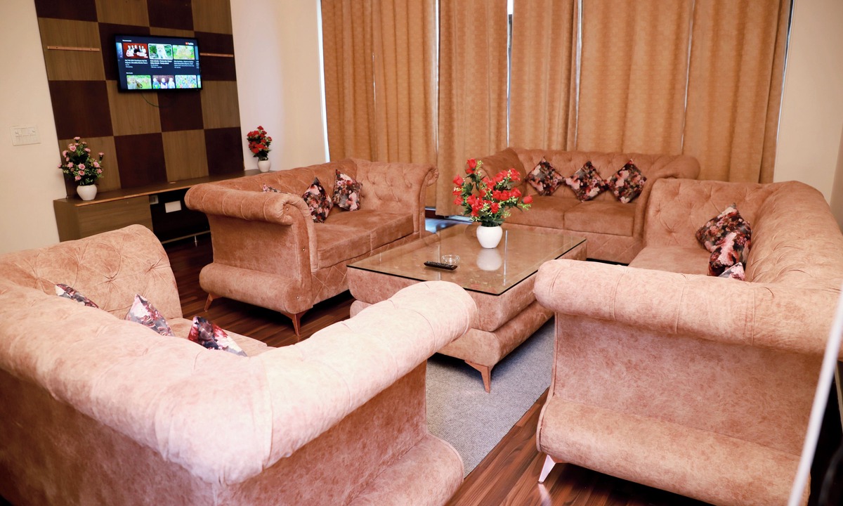 Saket Apartment | Fortune Home Service Apartment E-28 1A