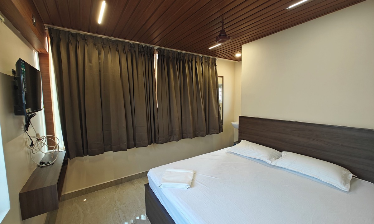 Kanchipuram Cabin | Ragha Residency