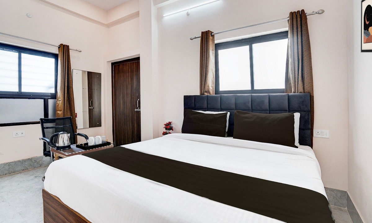 Bijnor House | Deluxe Super Collection O Salori
