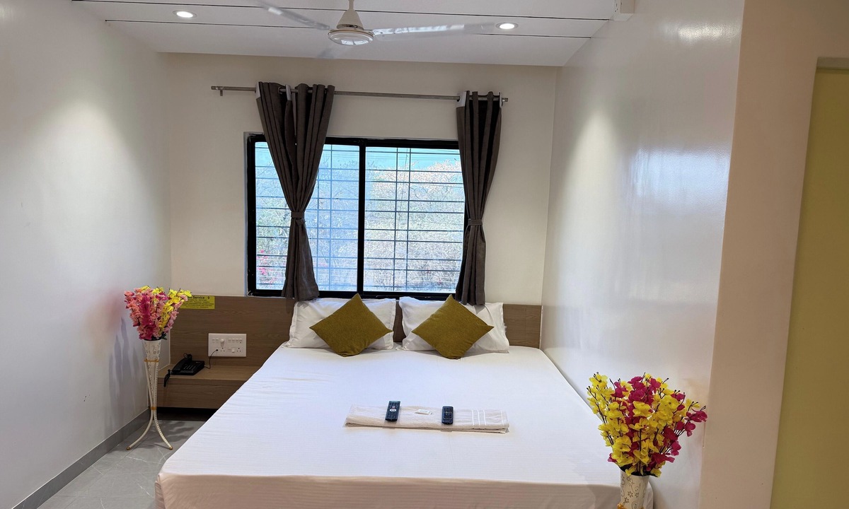Pune Hotel | Indraprastha Executive Lodging