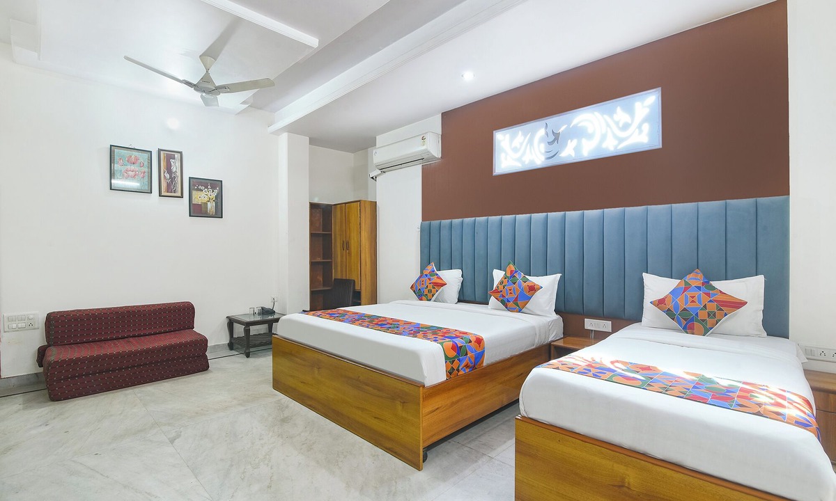 Mansarovar Hotel | Via Mansarovar Palace