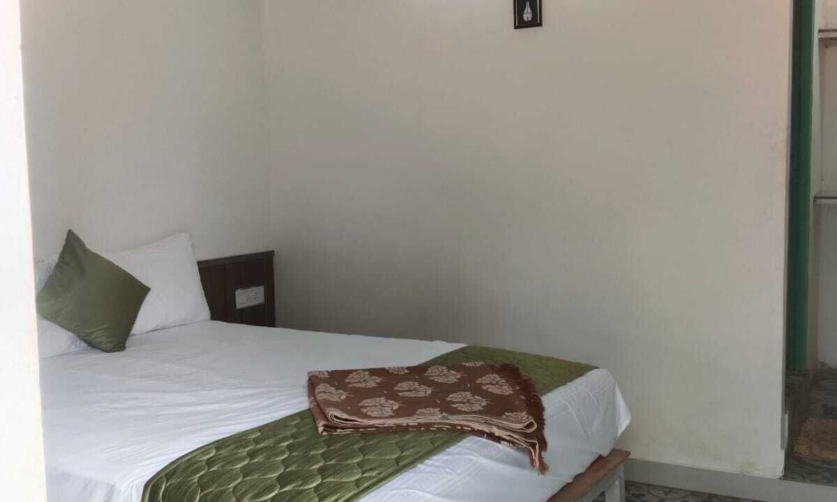 Yelagiri Hotel | Hill forrest by sky inn