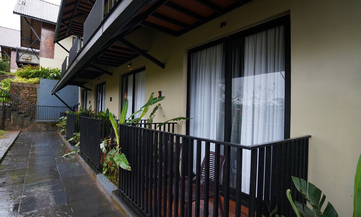 Vayittiri Resort | Manjoora Saddles Resorts & Spa