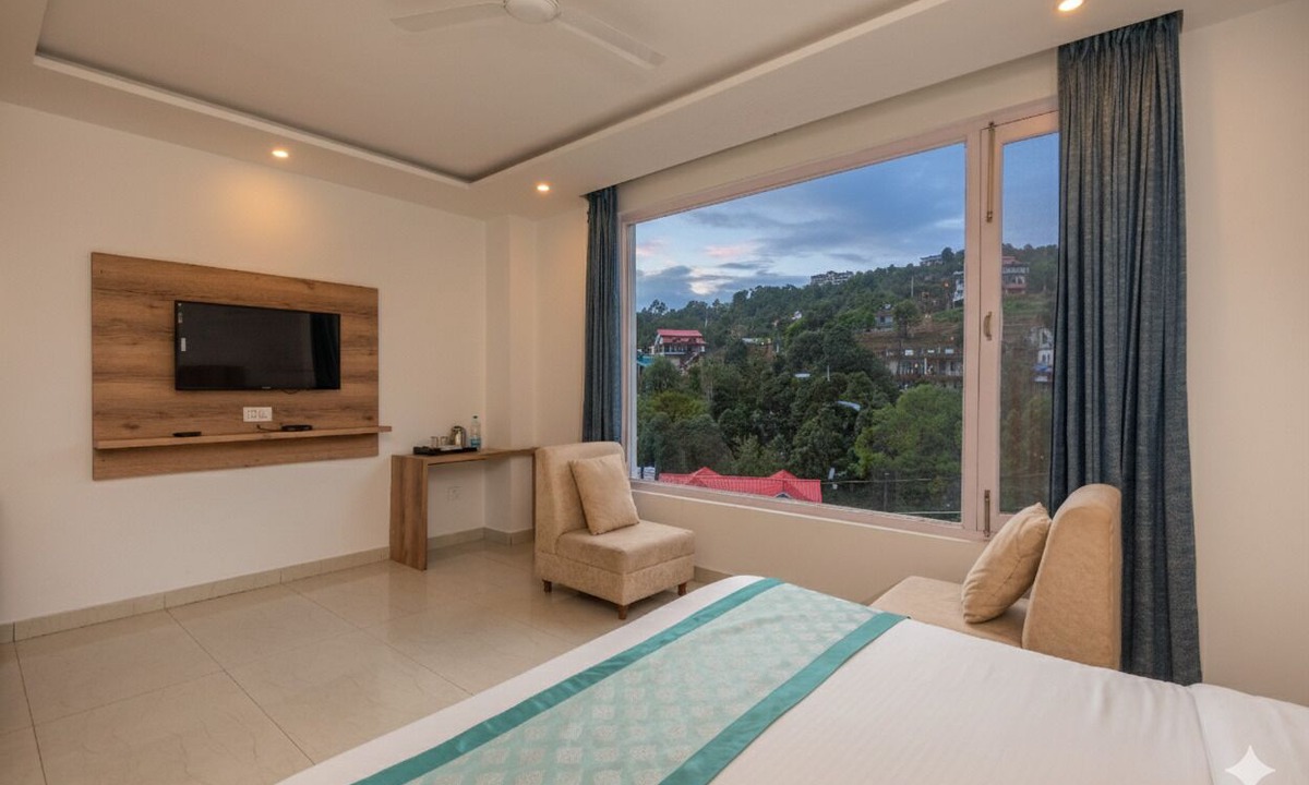 Dalhousie Hotel | Hotel Moonglade By Royal Stays Dalhousie