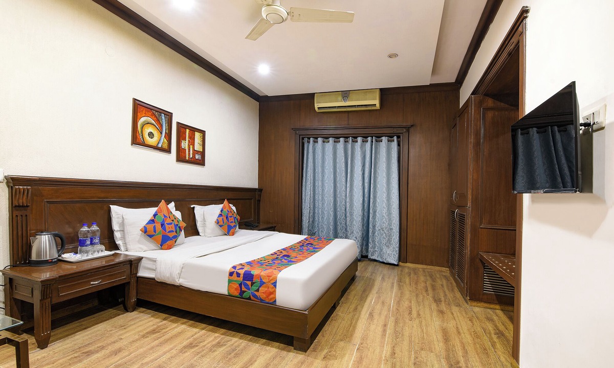 DLF Phase 3 Hotel | Fabhotel Siris 18