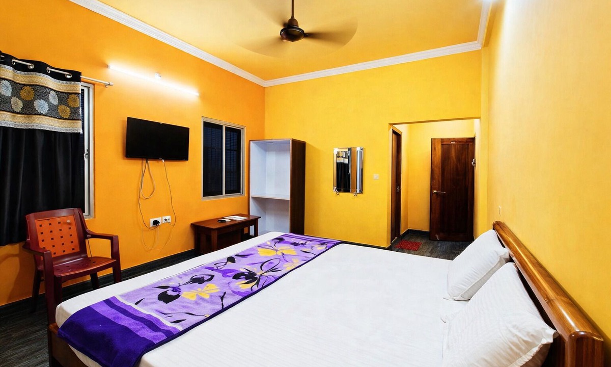 Puri Hotel | Neelachal Holiday Nibasa Puri