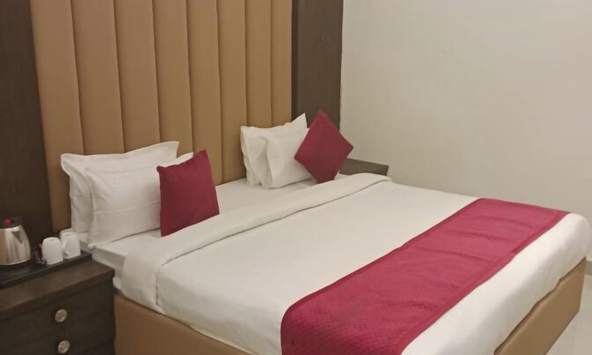 Agra Hotel | Hotel Grand Empire