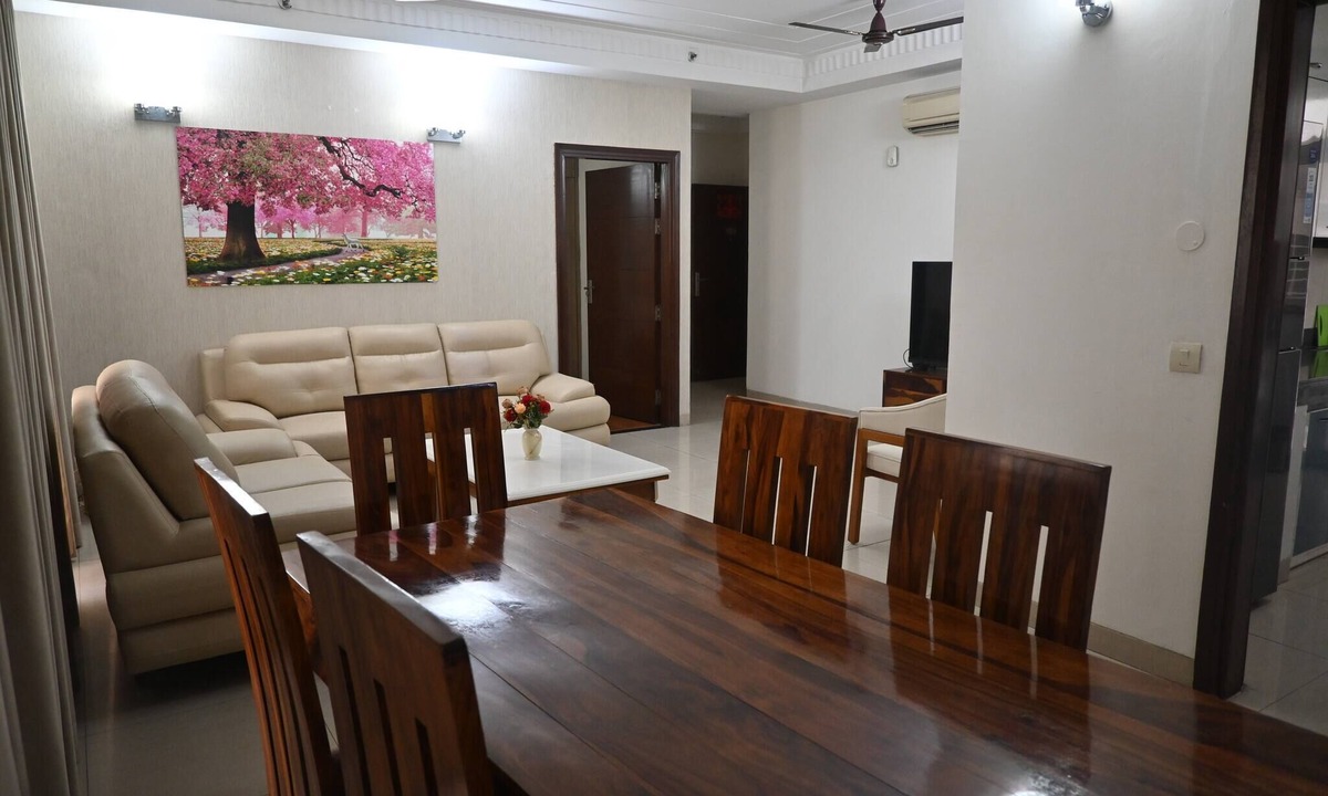 Gurugram Apartment | Luxurious 3bhk Apartment in Gurgaon With City and Garden Views