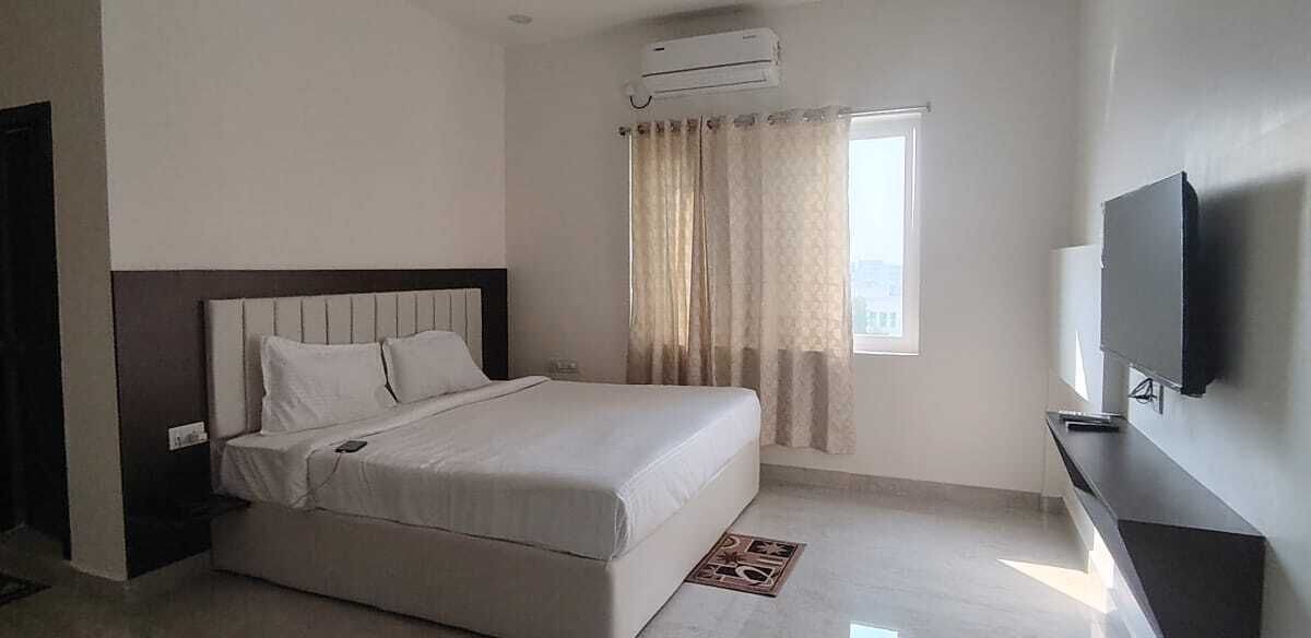 Khammam Hotel | HOTEL TARA
