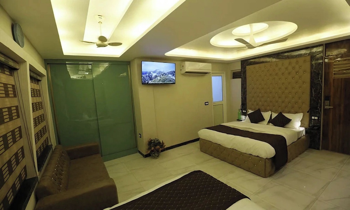Dariyaganj Hotel | Hotel De Romana Near Jama Masjid Gate No.1
