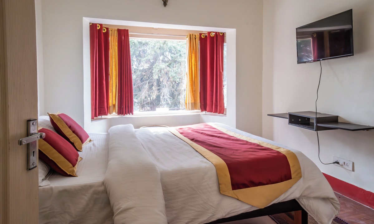 Bhimtal Hotel | Dew Drops Homestay