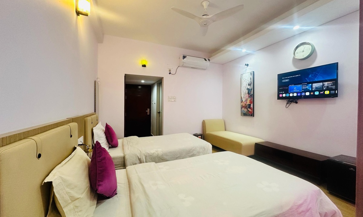 Latachapli Hotel | Best Southern Hotel