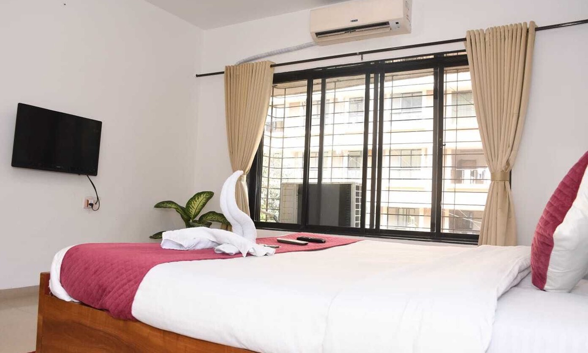 Kandivali East House | Tulsi Home Stay
