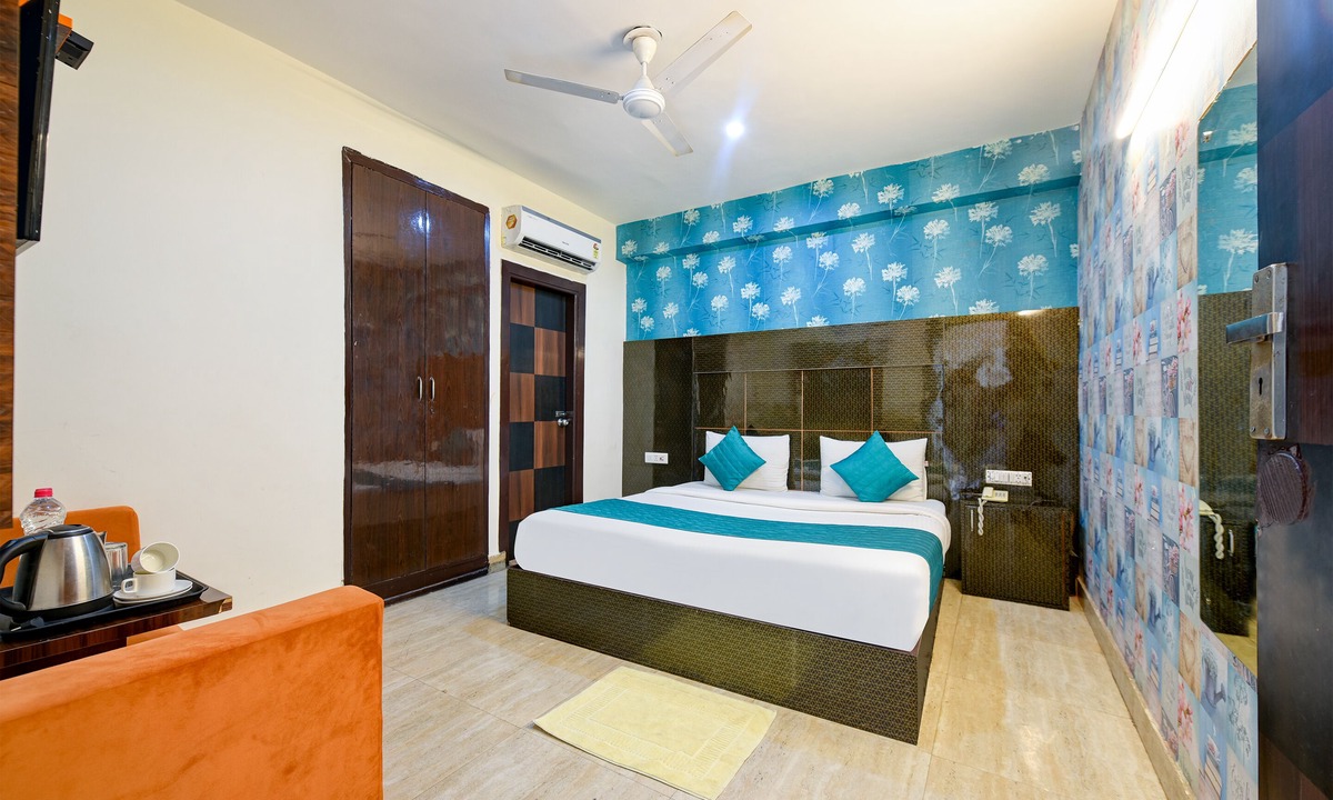 Mahipalpur Extension Hotel | Majestic Park B & B