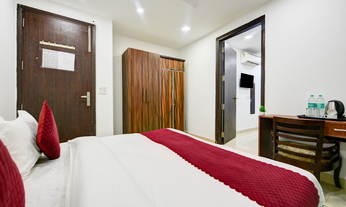 New Delhi Hotel | HOTEL PRIME BY THE PREMIUM VILLA