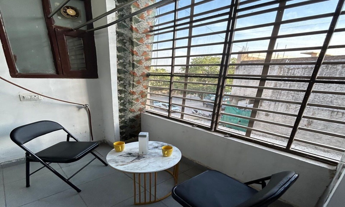 Zirakpur Apartment | Entire 3bhk Luxury Flat in Zirakpur-panchkula-chandigarh-mohali, Punjab, India