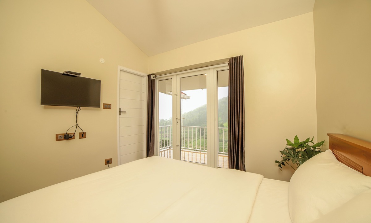 Thalayathimund Villa | Rock Villa