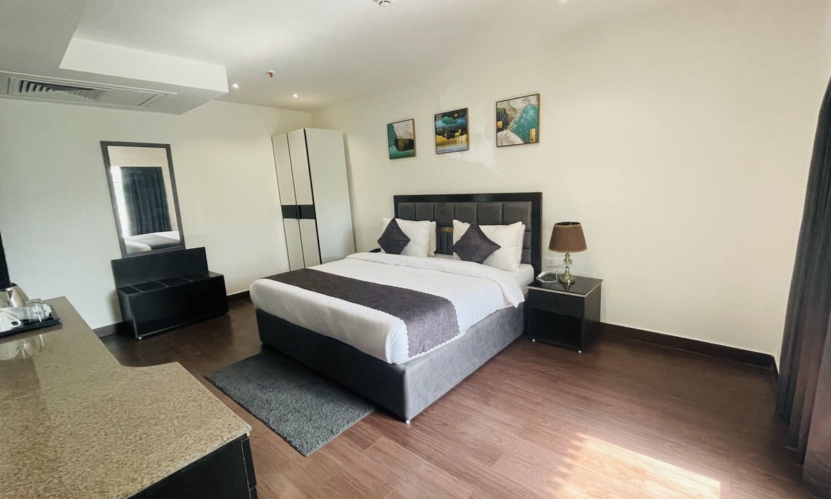 Diplomatic Enclave Hotel | Saltstayz Select - Malcha & Chankyapuri