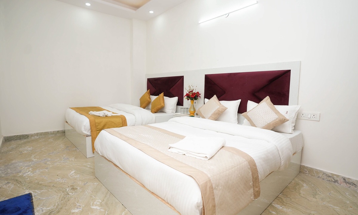 Jangpura Hotel | Sarthi Home Stay