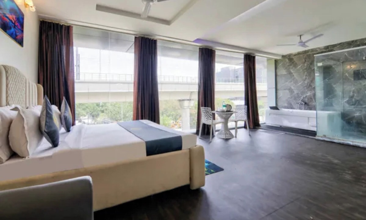 Pashim Vihar Hotel | Fabhotel Swastik