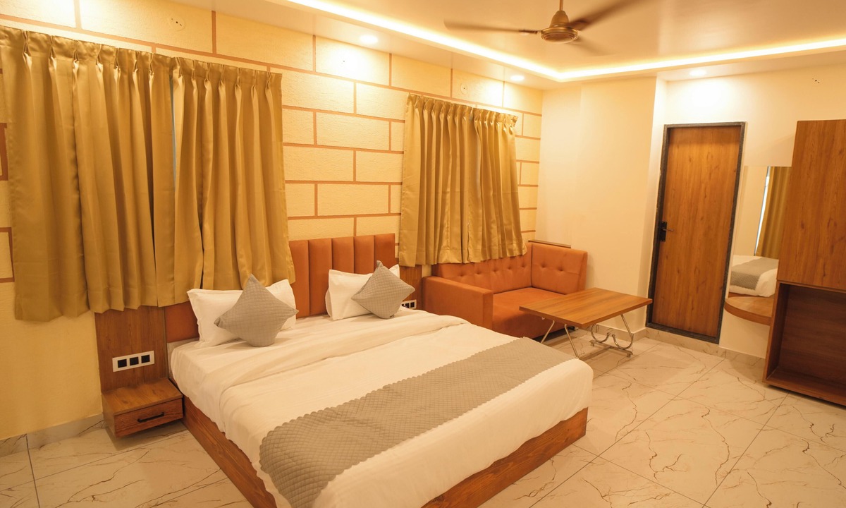 Beawar Hotel | Hotel Shree Karni Palace