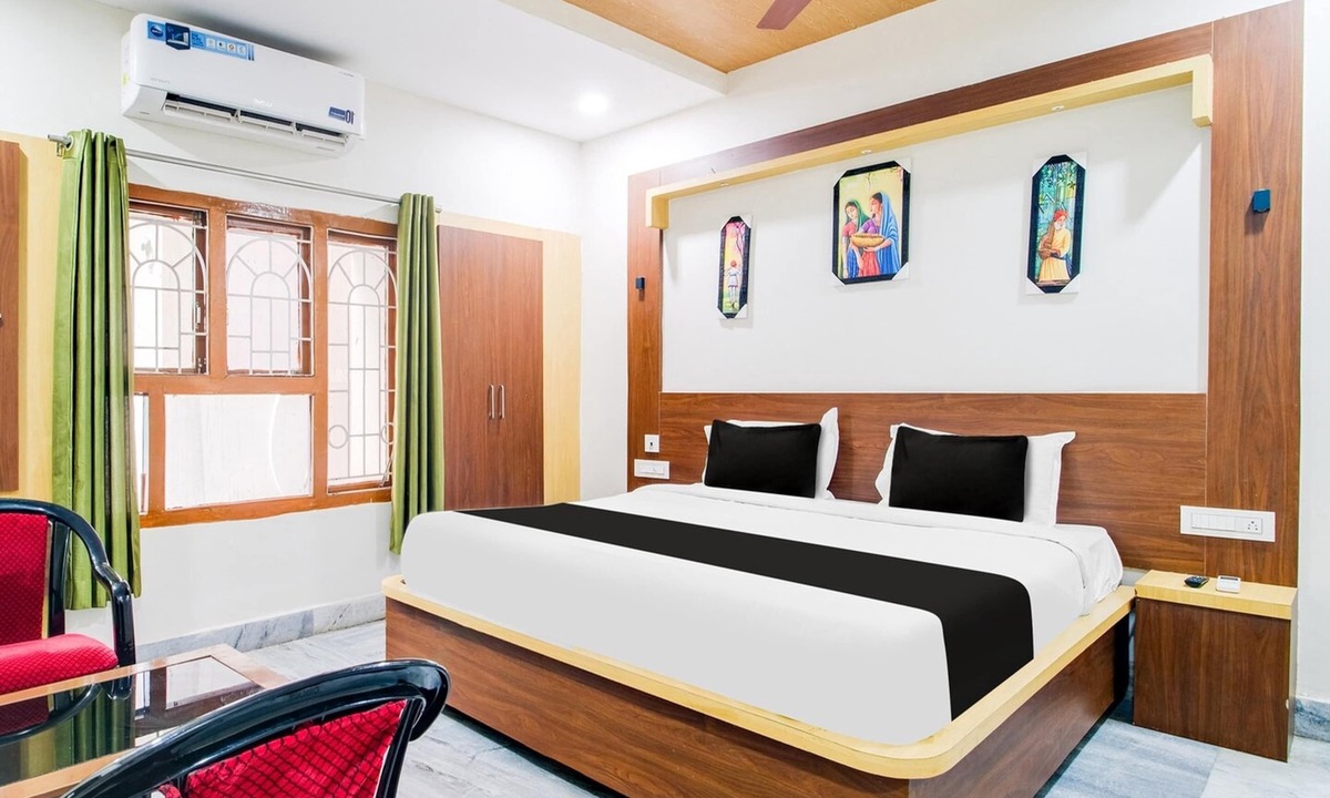 Dwaraka Nagar House | Deluxe Swagath Grand